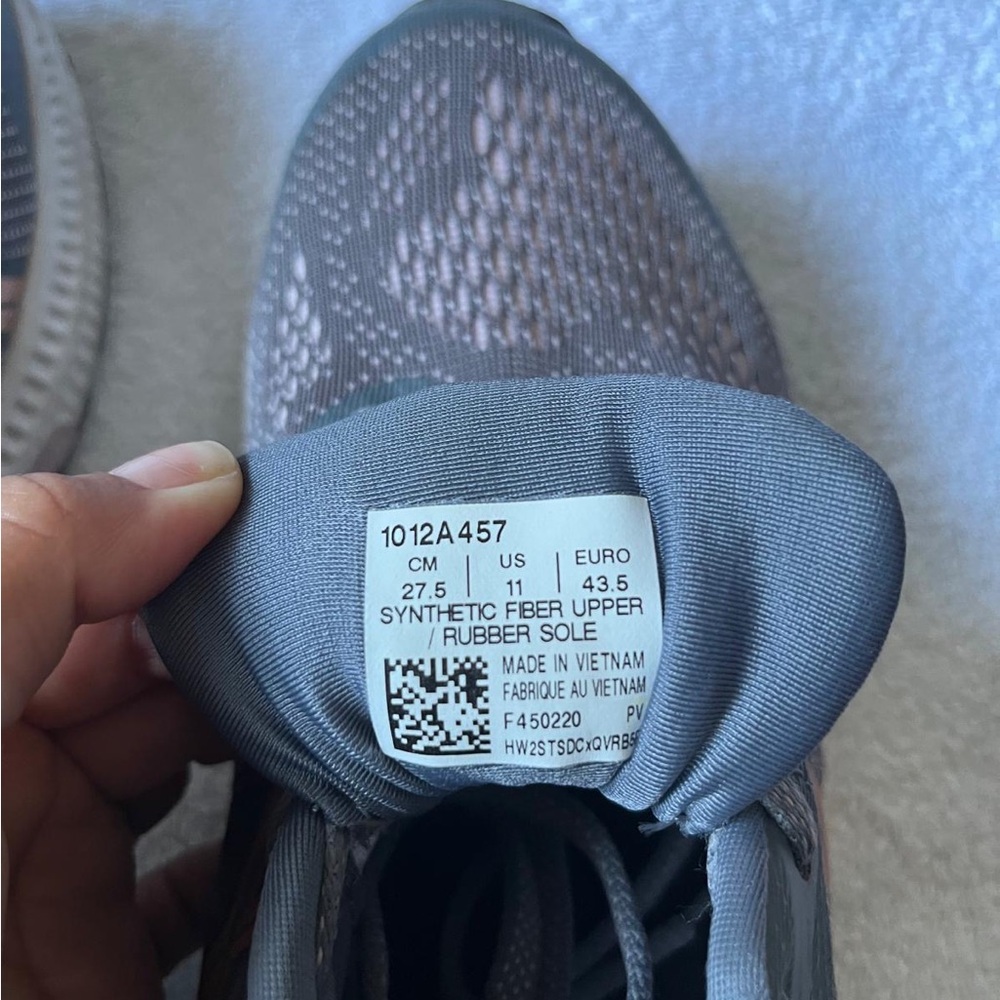 ASICS Size 11 - Picture 6 of 6